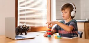 niño-juguete-bloque-puzle